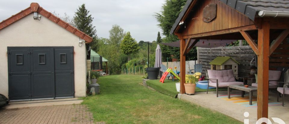 Country house 4 rooms of 129 m² in Urzy (58130)