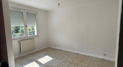 Appartement 2 pièces de 77 m² à Saint-Étienne (42100)