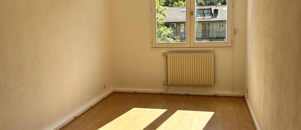 Apartment 2 rooms of 77 m² in Saint-Étienne (42100)