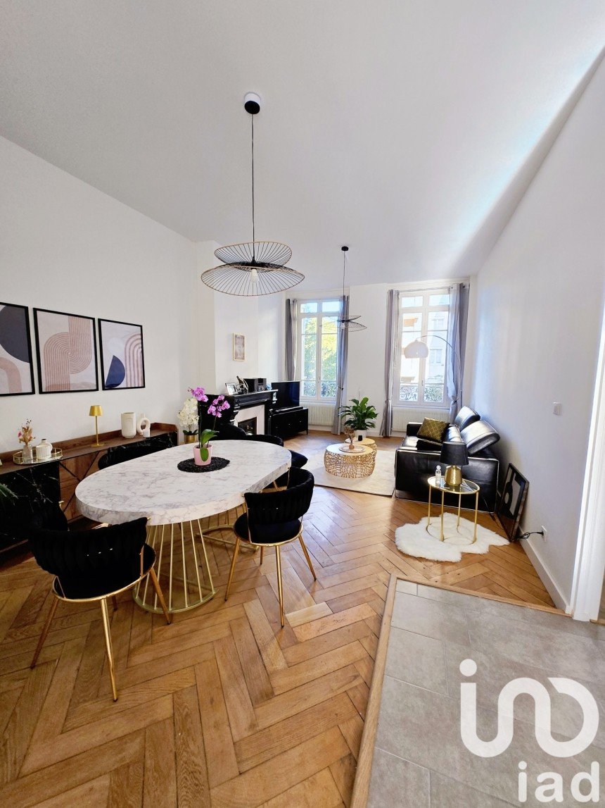 Apartment 3 rooms of 97 m² in Saint-Étienne (42100)