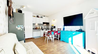 Appartement 3 pièces de 46 m² à Saint-Cyr-sur-Mer (83270)