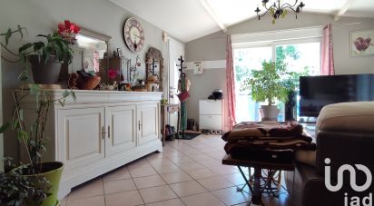 House 6 rooms of 118 m² in Cherveux (79410)