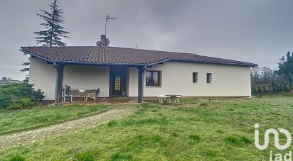 Maison traditionnelle 8 pièces de 240 m² à Auriac-sur-Vendinelle (31460)