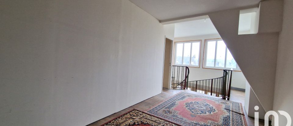 Immeuble de 296 m² à Gourin (56110)