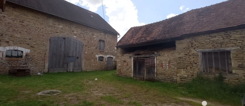 Maison de campagne 5 pièces de 144 m² à Nan-sous-Thil (21390)