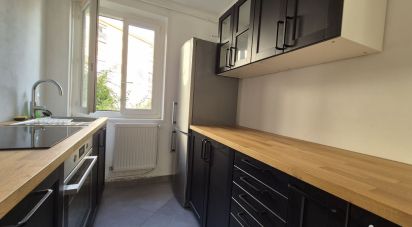 Apartment 3 rooms of 55 m² in Melun (77000)