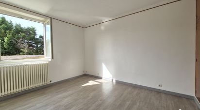 Apartment 3 rooms of 55 m² in Melun (77000)