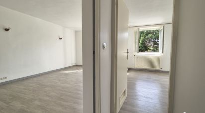 Apartment 3 rooms of 55 m² in Melun (77000)