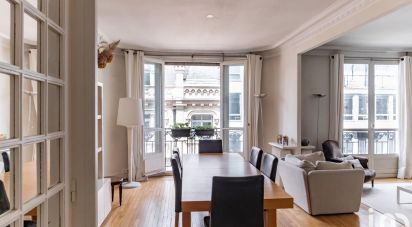 Apartment 5 rooms of 113 m² in Paris (75017)