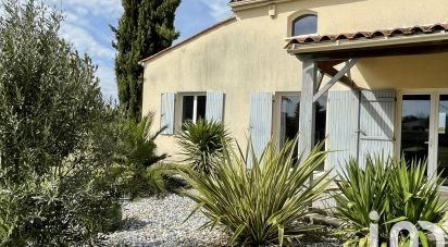 Maison traditionnelle 6 pièces de 158 m² à Jarnac-Champagne (17520)