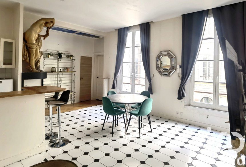 Apartment 3 rooms of 63 m² in Paris (75009)