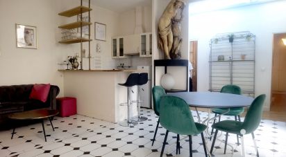 Appartement 3 pièces de 63 m² à Paris (75009)