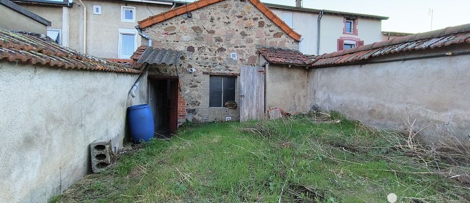 Village house 5 rooms of 100 m² in Panissières (42360)