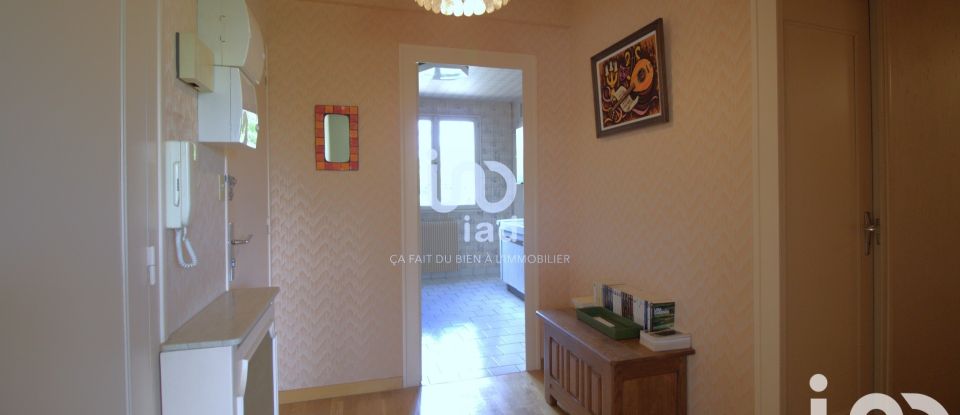 Apartment 4 rooms of 75 m² in Rezé (44400)