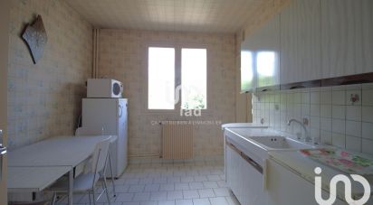 Apartment 4 rooms of 75 m² in Rezé (44400)