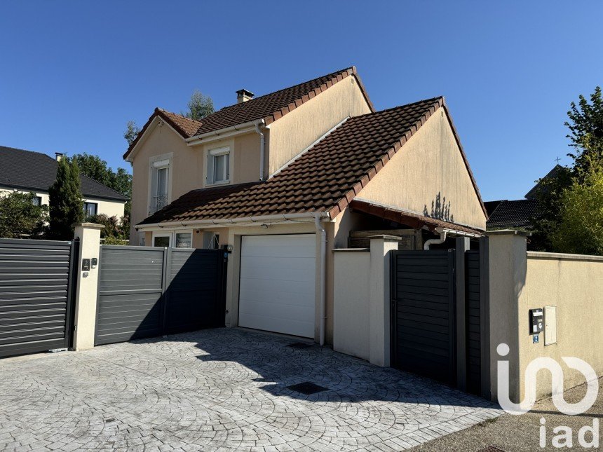 Maison traditionnelle 6 pièces de 120 m² à Presles-en-Brie (77220)