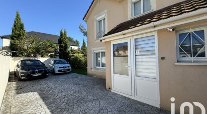 Traditional house 6 rooms of 120 m² in Presles-en-Brie (77220)