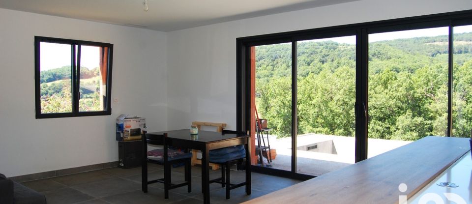 House 5 rooms of 146 m² in Saint-Beauzély (12620)