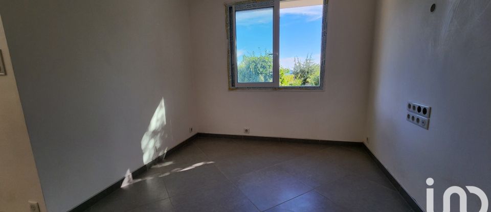 House 5 rooms of 130 m² in Fréjus (83370)