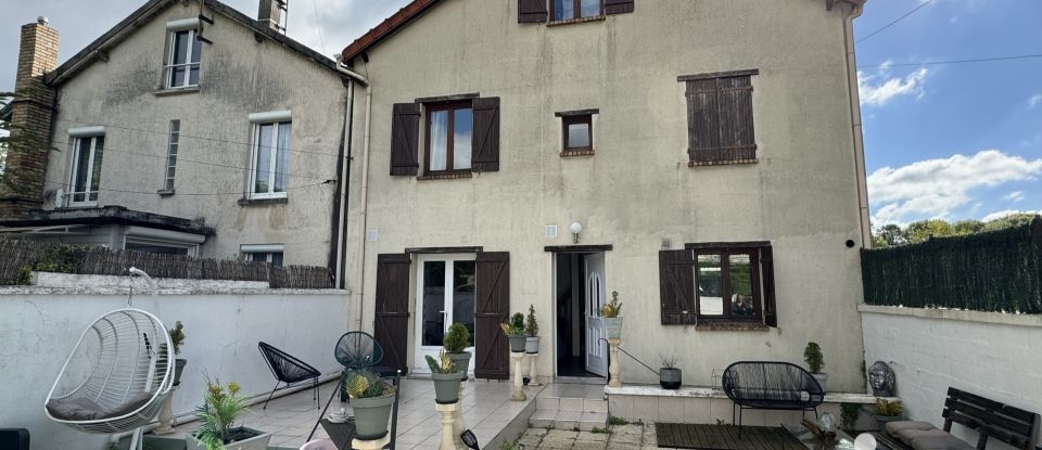 Maison 4 pièces de 73 m² à Athis-Mons (91200)