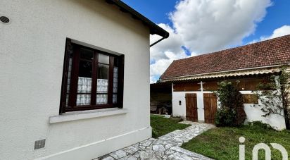 House 5 rooms of 83 m² in Neure (03320)