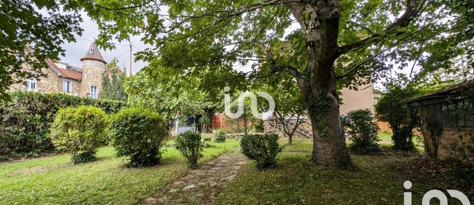 Maison 6 pièces de 120 m² à Savigny-sur-Orge (91600)