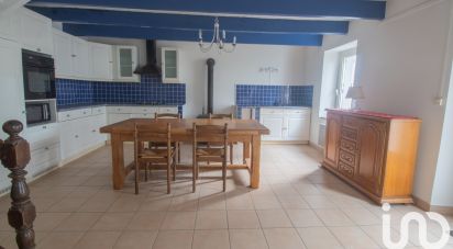 Traditional house 4 rooms of 87 m² in Meslan (56320)