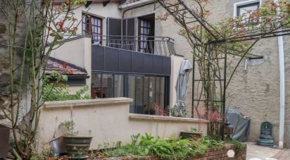 House 5 rooms of 140 m² in Bouray-sur-Juine (91850)