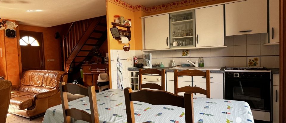 House 4 rooms of 75 m² in Templeuve-en-Pévèle (59242)