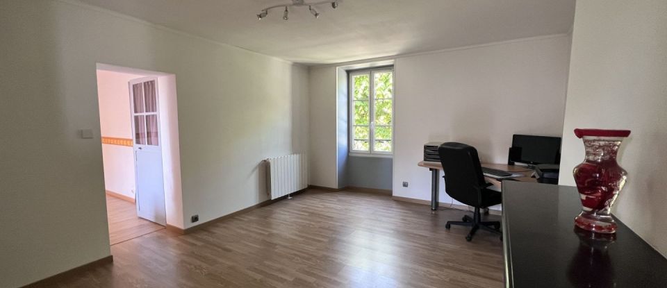 Maison 4 pièces de 187 m² à Gouvernes (77400)