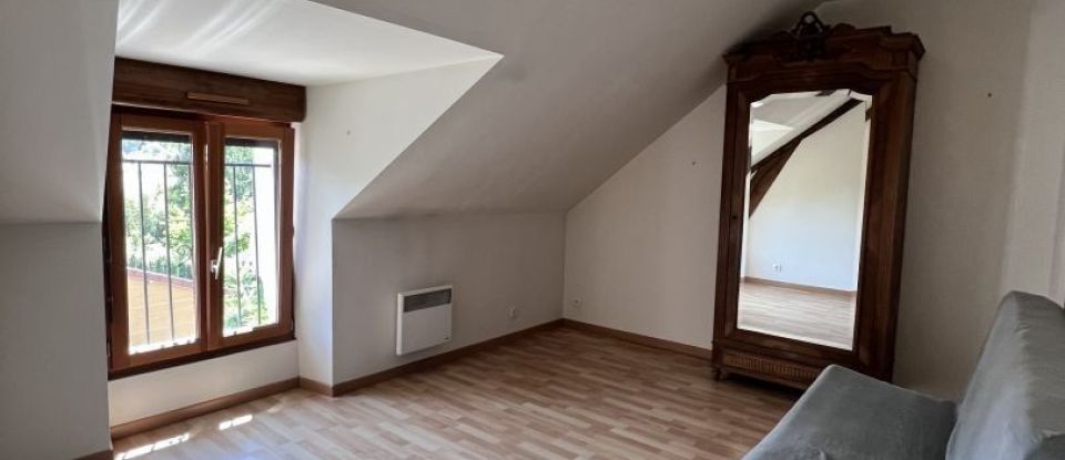 Maison 4 pièces de 187 m² à Gouvernes (77400)