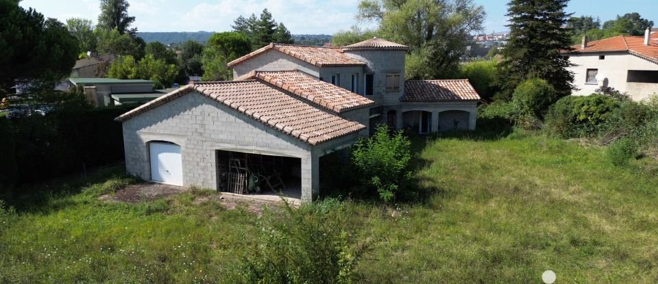 Maison traditionnelle 7 pièces de 199 m² à Aubenas (07200)