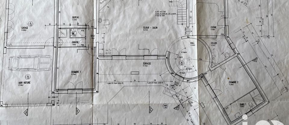 Maison traditionnelle 7 pièces de 199 m² à Aubenas (07200)