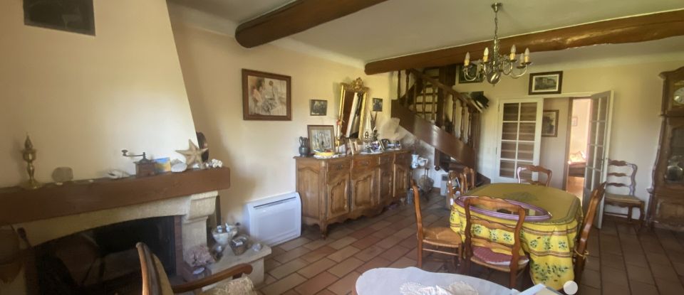 Maison 6 pièces de 102 m² à Saint-Rémy-de-Provence (13210)