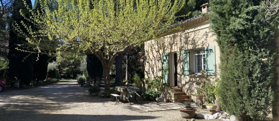 Maison 6 pièces de 102 m² à Saint-Rémy-de-Provence (13210)