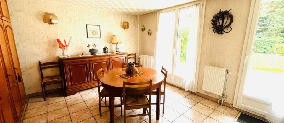 House 5 rooms of 101 m² in Torcy (77200)