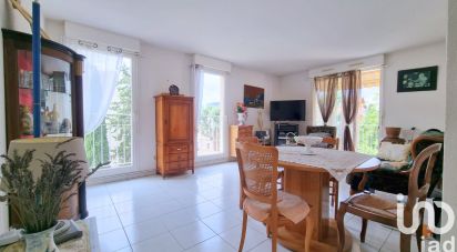 Appartement 3 pièces de 67 m² à Hyères (83400)