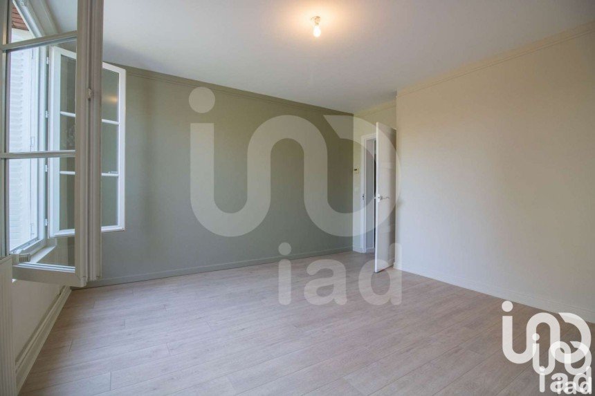 Apartment 3 rooms of 72 m² in Compiègne (60200)