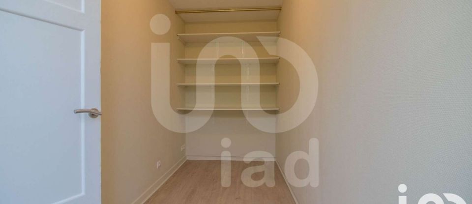 Appartement 3 pièces de 72 m² à Compiègne (60200)