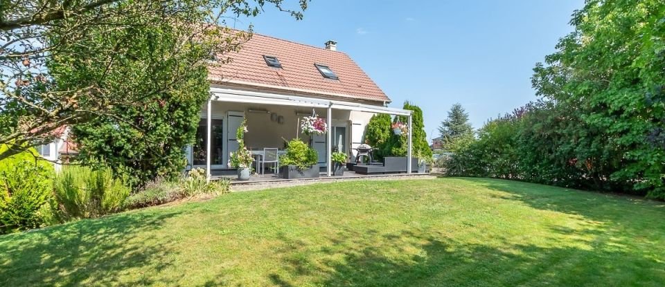 Maison 7 pièces de 171 m² à Chieulles (57070)