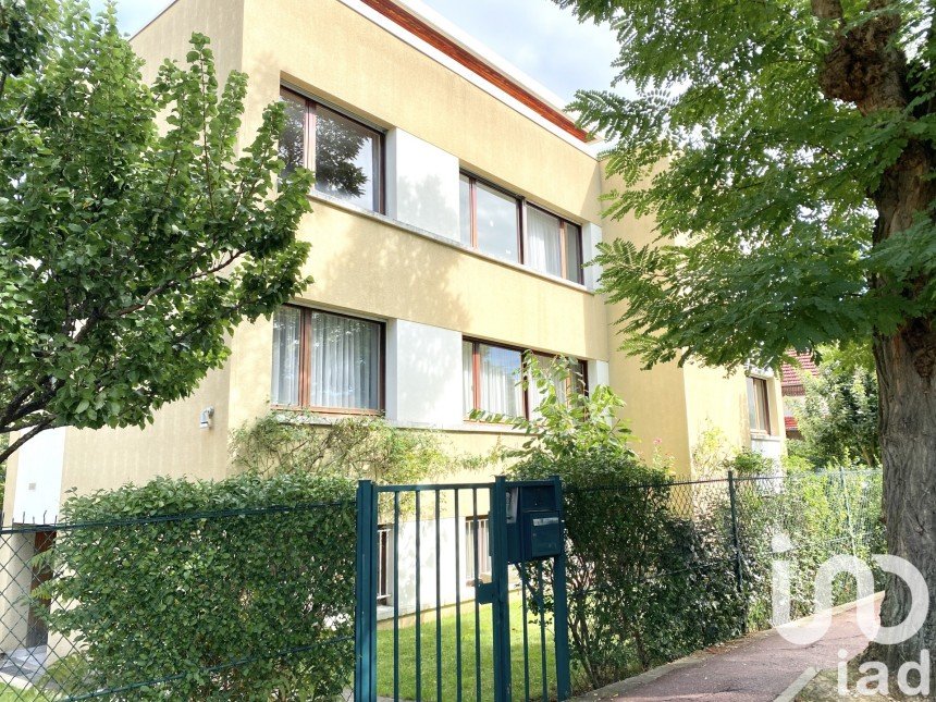 Maison traditionnelle 8 pièces de 184 m² à Sceaux (92330)