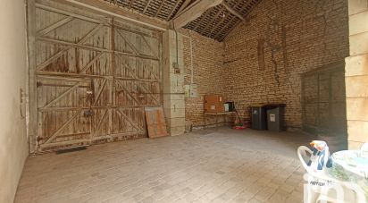 Traditional house 5 rooms of 125 m² in Ceaux-en-Loudun (86200)