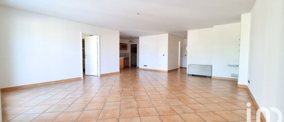 Appartement 4 pièces de 105 m² à Hyères (83400)