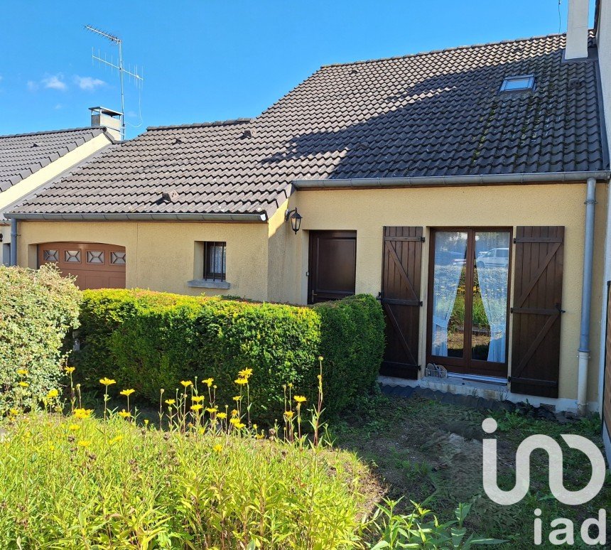 House 4 rooms of 80 m² in Fagnières (51510)