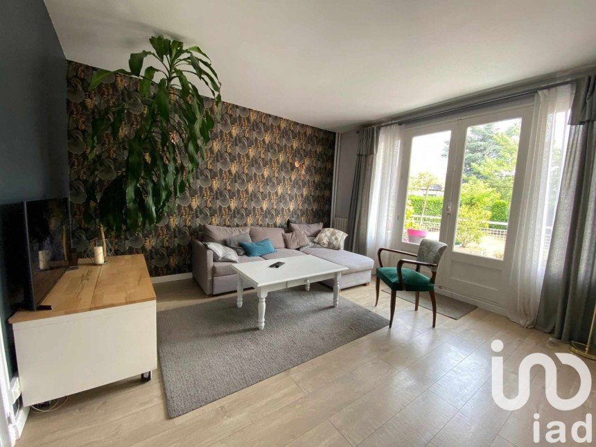 Appartement 4 pièces de 81 m² à Évreux (27000)