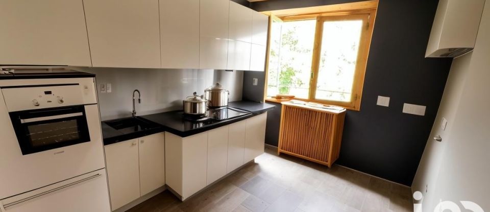 Maison 7 pièces de 185 m² à Villeneuve-les-Bordes (77154)