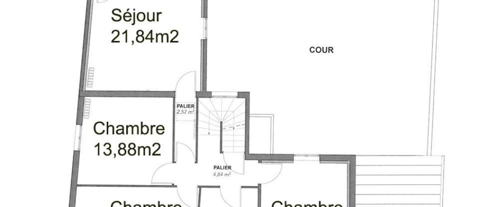 House 9 rooms of 300 m² in Fontenay-sous-Bois (94120)