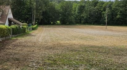 Land of 1,500 m² in Saint-Cyr-sur-Morin (77750)