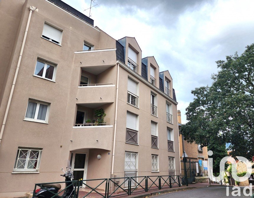 Apartment 3 rooms of 62 m² in Clamart (92140)