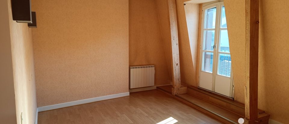 Appartement 2 pièces de 52 m² à Aurillac (15000)